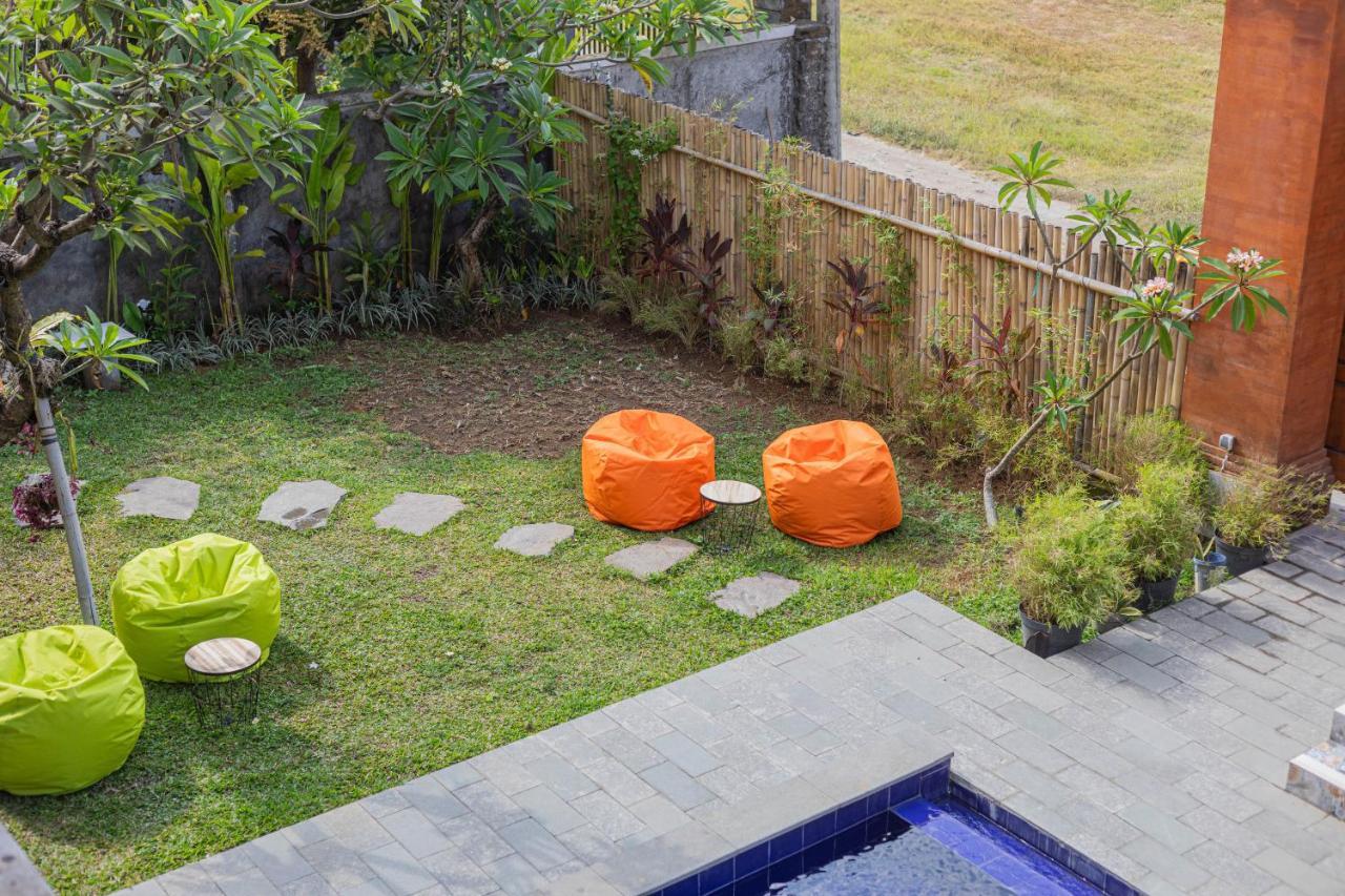 Candra Loka Studio & Apartment By The Loka Kerobokan  Luaran gambar