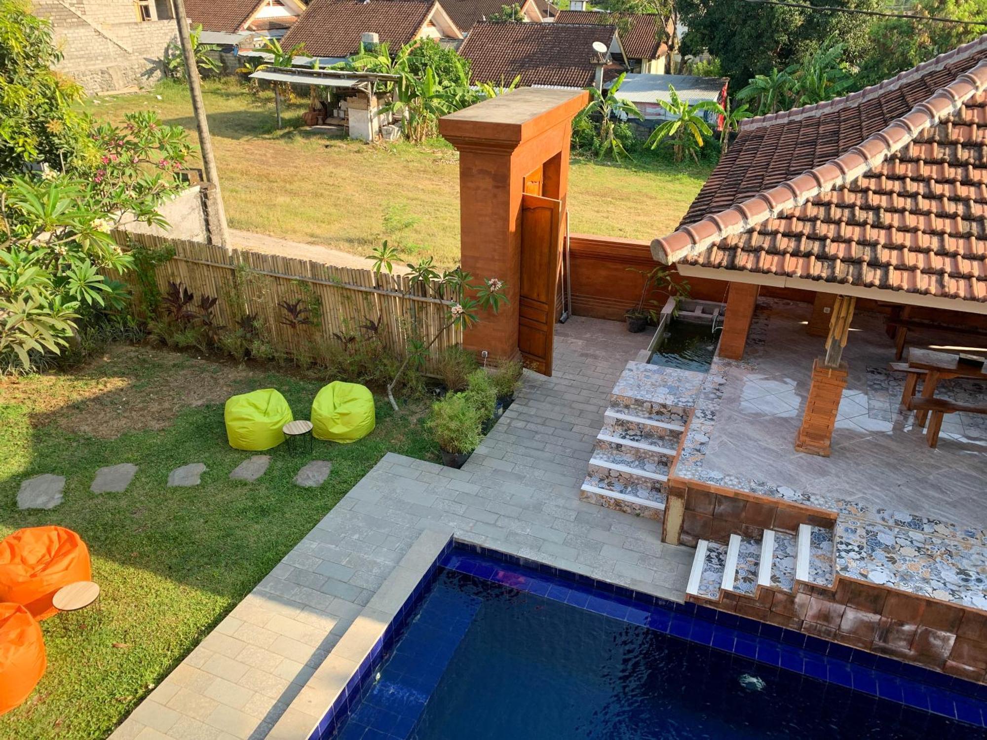 Candra Loka Studio & Apartment By The Loka Kerobokan  Luaran gambar