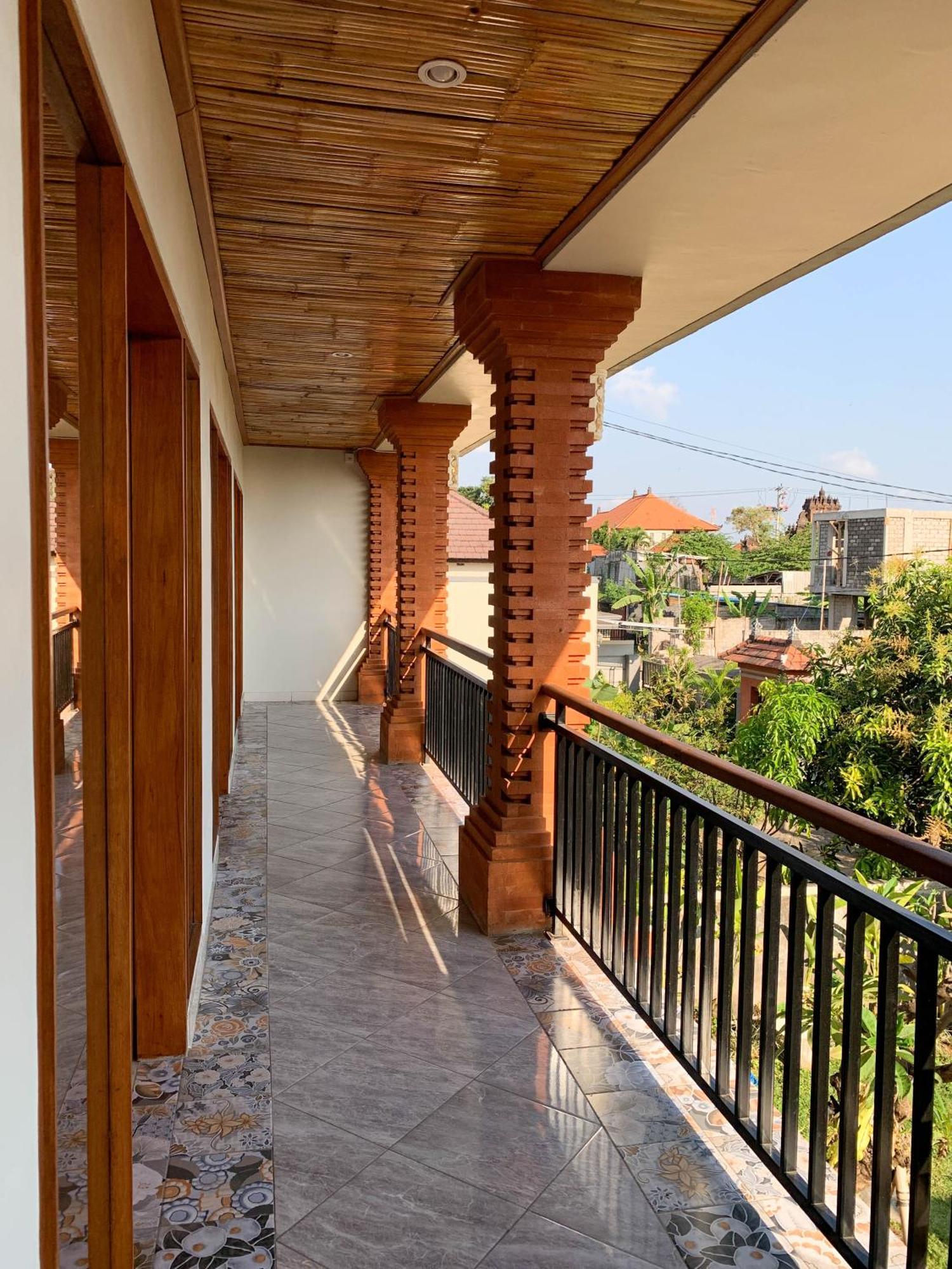 Candra Loka Studio & Apartment By The Loka Kerobokan  Luaran gambar
